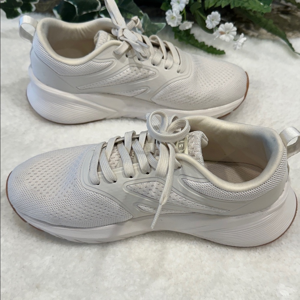 Reebok shoes for women